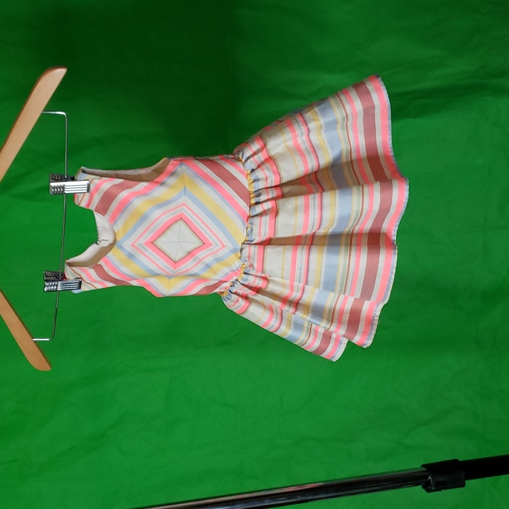 Infants dress